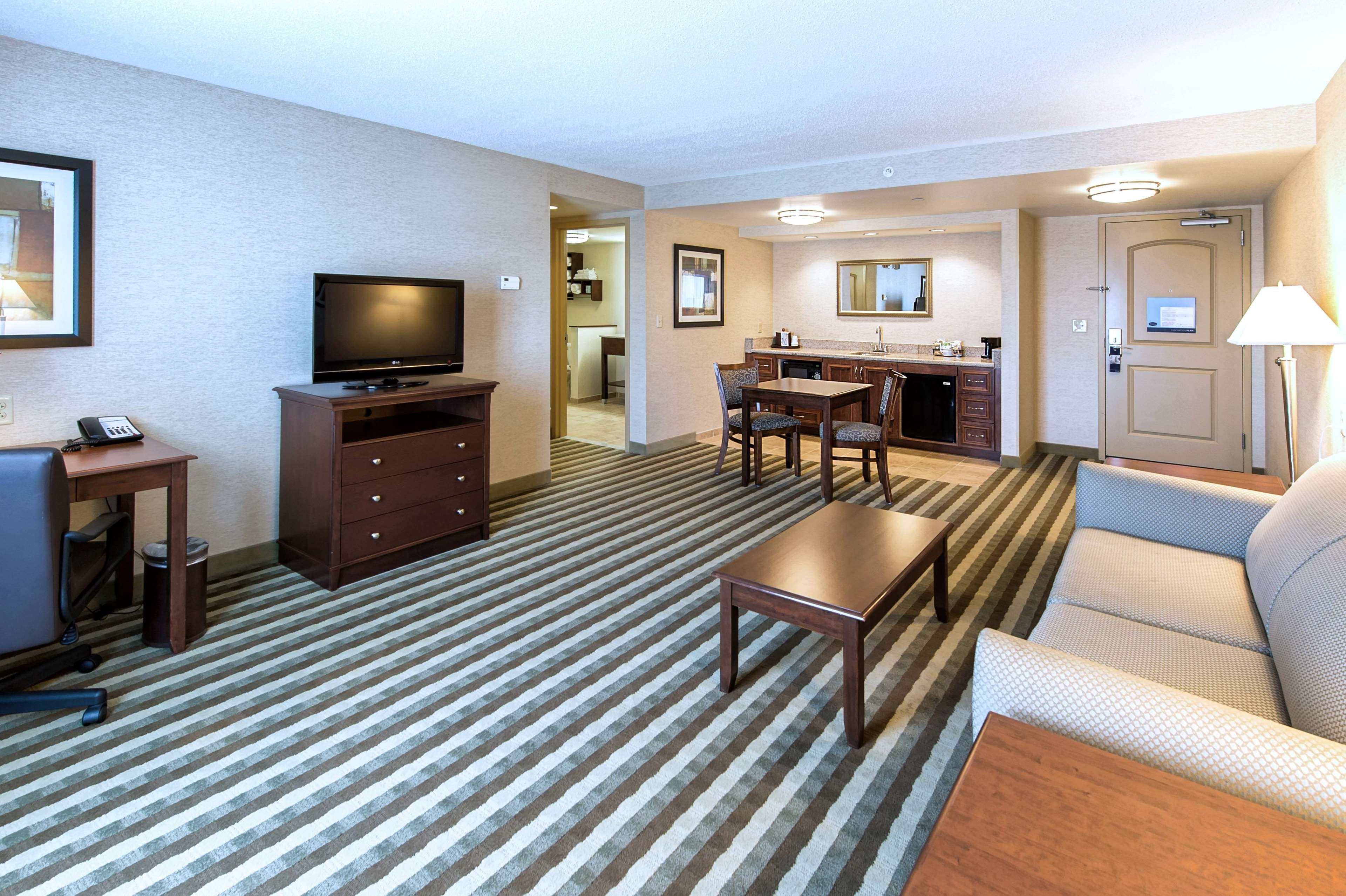 Hampton Inn Presque Isle Bagian luar foto