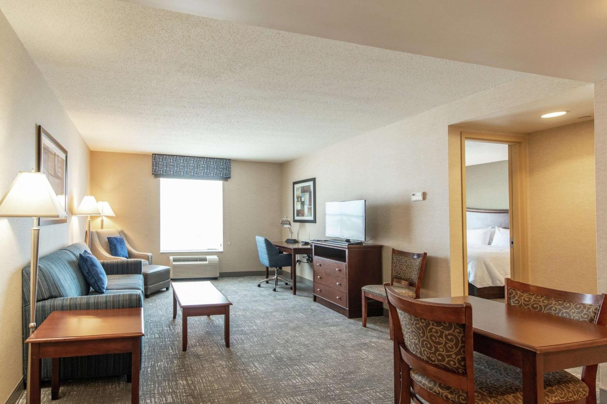Hampton Inn Presque Isle Bagian luar foto