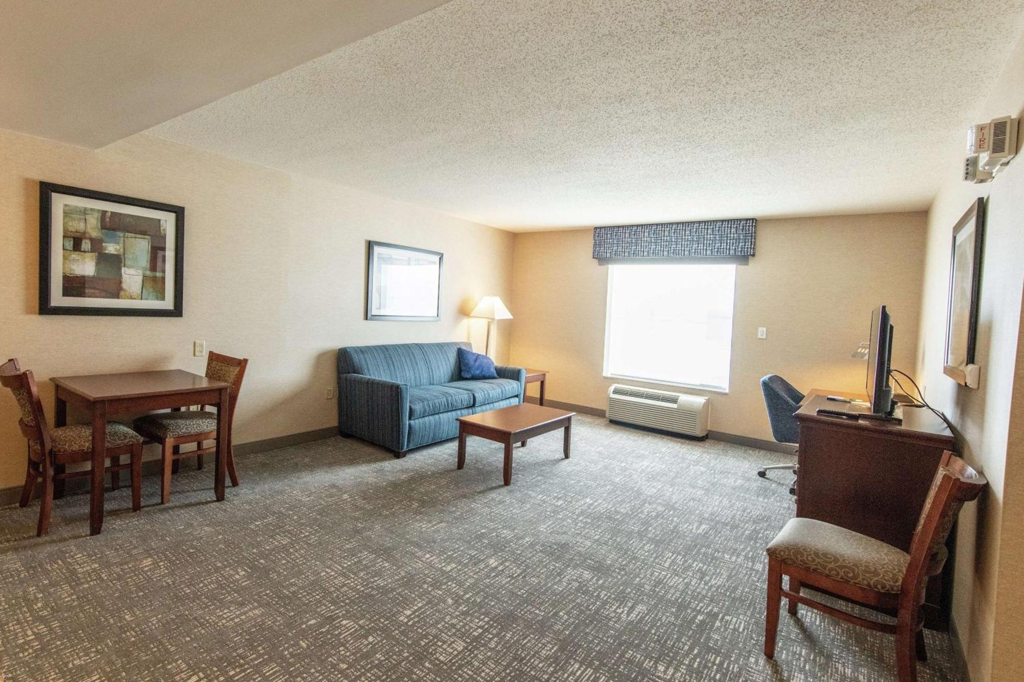 Hampton Inn Presque Isle Bagian luar foto