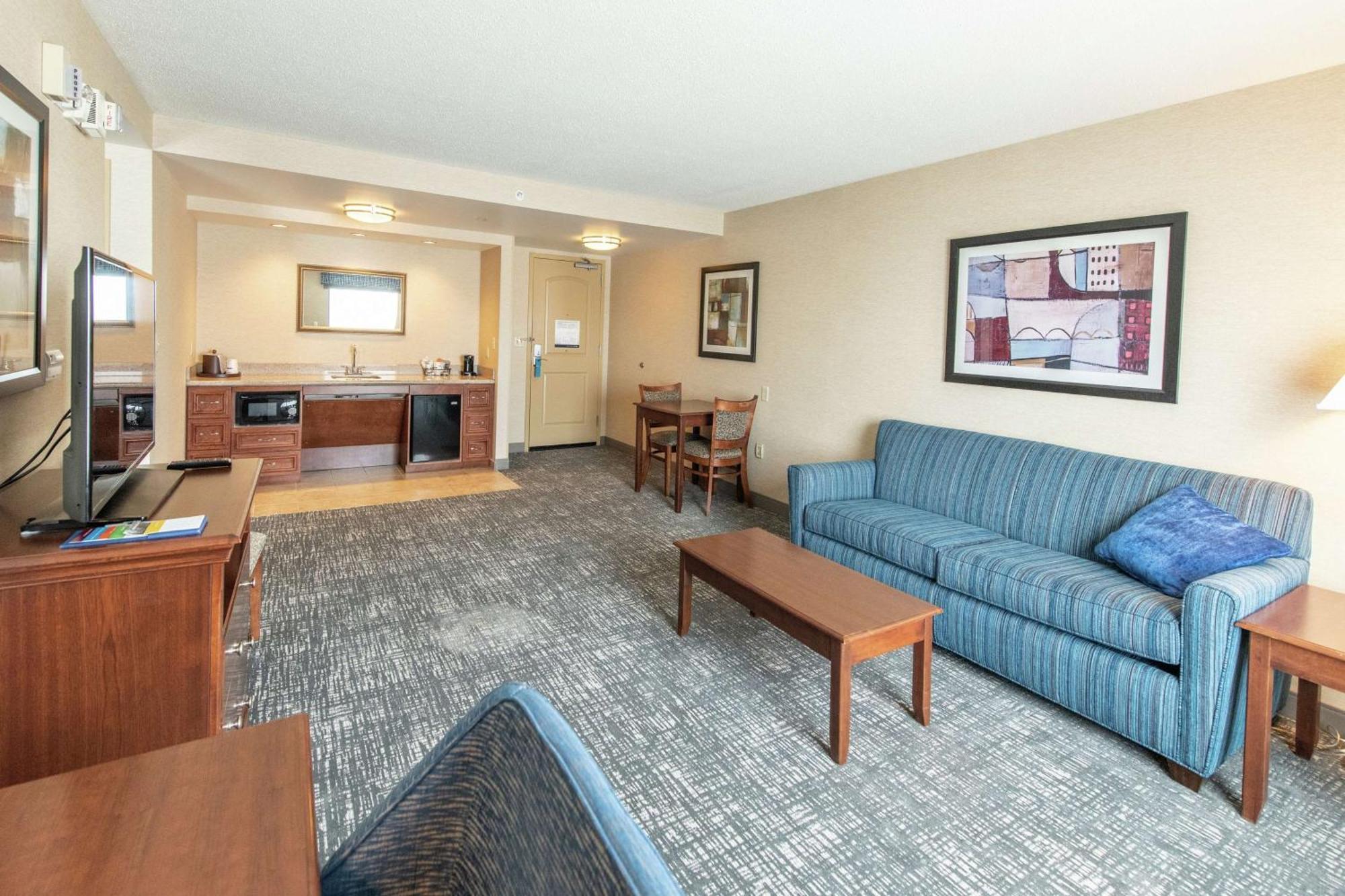 Hampton Inn Presque Isle Bagian luar foto