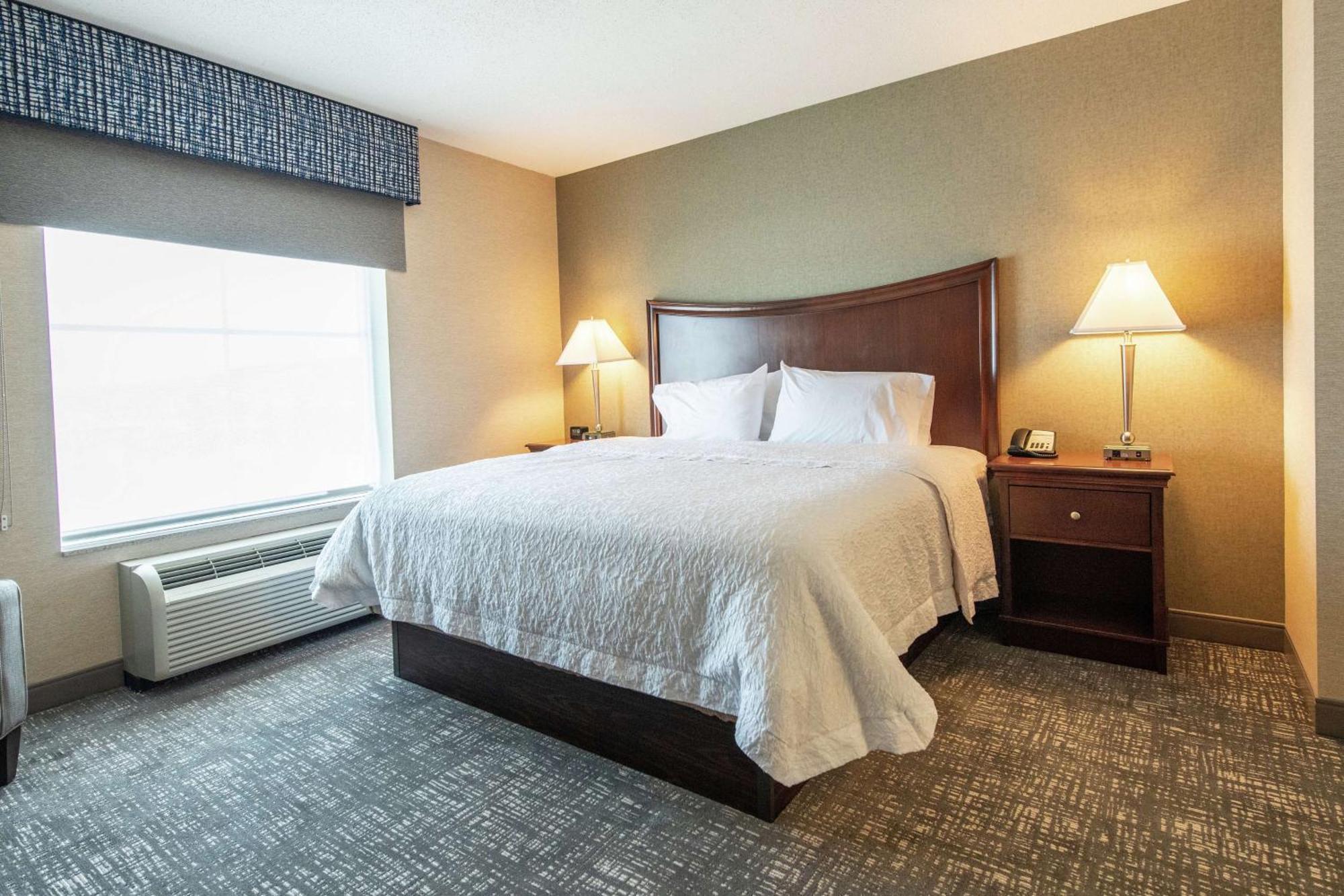 Hampton Inn Presque Isle Bagian luar foto